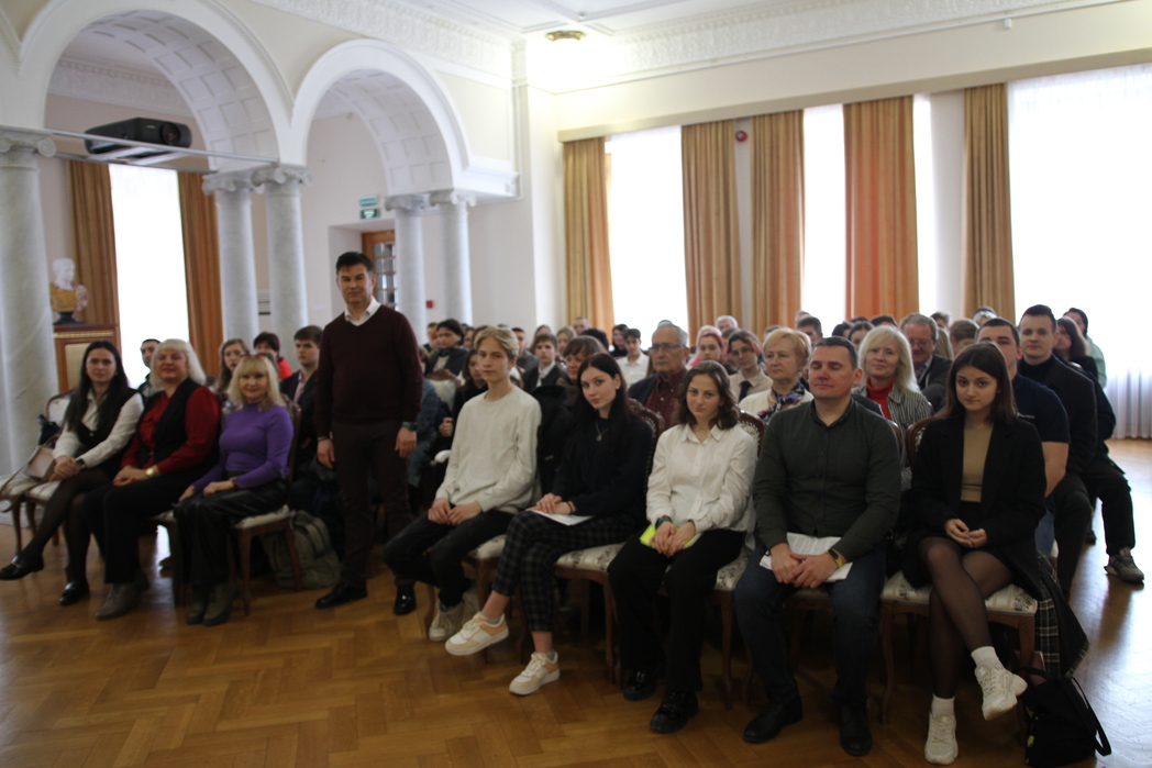 Заседание Исторического клуба